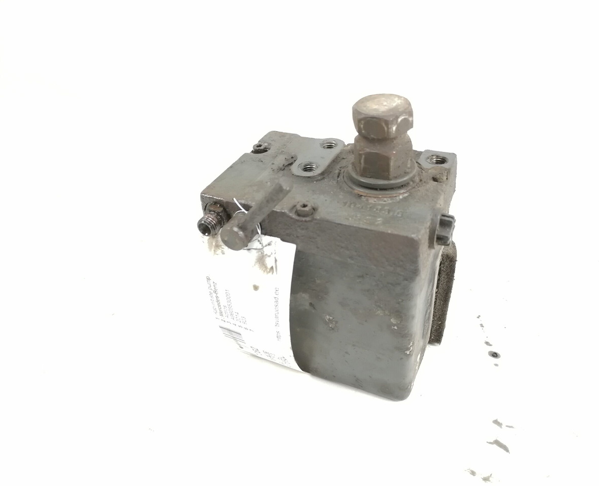 Mercedes-Benz Cab tilting pump A9605530001 - מתלה תא עבור משאית: תמונה 1 Mercedes-Benz Cab tilting pump A9605530001 - מתלה תא עבור משאית: תמונה 1