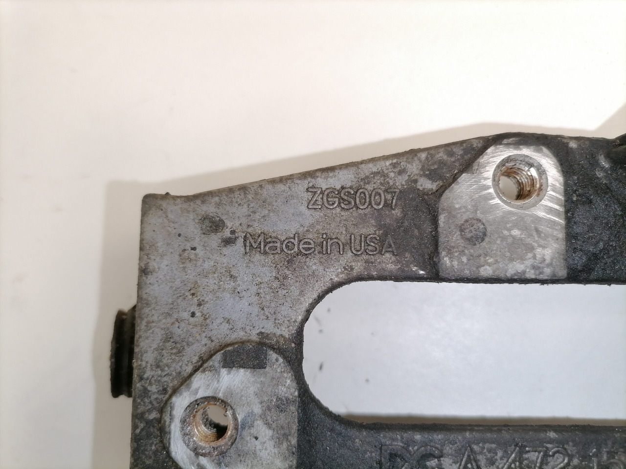 Mercedes-Benz EGR klapi kandur A4721500473 - חלק אוניברסלי עבור משאית: תמונה 4 Mercedes-Benz EGR klapi kandur A4721500473 - חלק אוניברסלי עבור משאית: תמונה 4