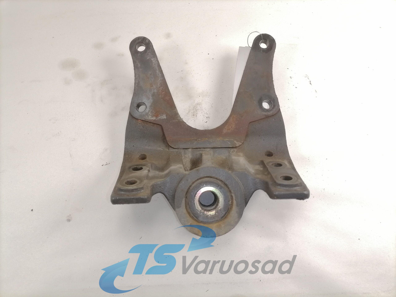 Mercedes-Benz Leaf spring bracket A9413200070 - מתלה עבור משאית: תמונה 1 Mercedes-Benz Leaf spring bracket A9413200070 - מתלה עבור משאית: תמונה 1