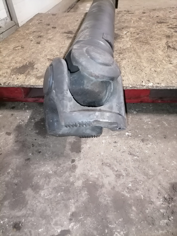 Mercedes-Benz Propeller shaft A6594100101 - גל מדחף עבור משאית: תמונה 3 Mercedes-Benz Propeller shaft A6594100101 - גל מדחף עבור משאית: תמונה 3