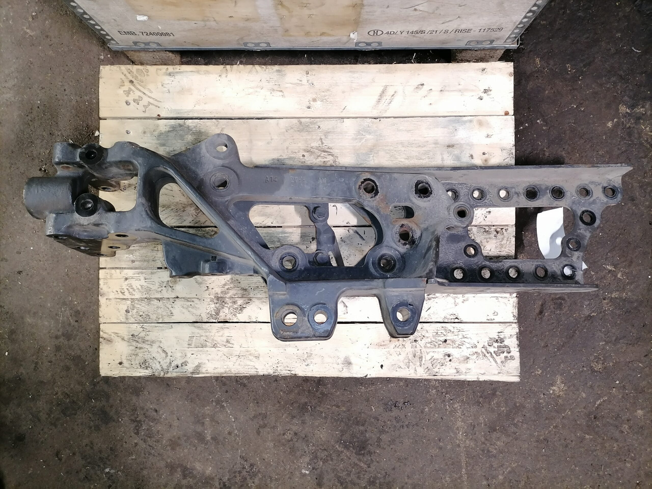 Mercedes-Benz Raami kronstein A9603102933 - מסגרת/ שלדה עבור משאית: תמונה 4 Mercedes-Benz Raami kronstein A9603102933 - מסגרת/ שלדה עבור משאית: תמונה 4