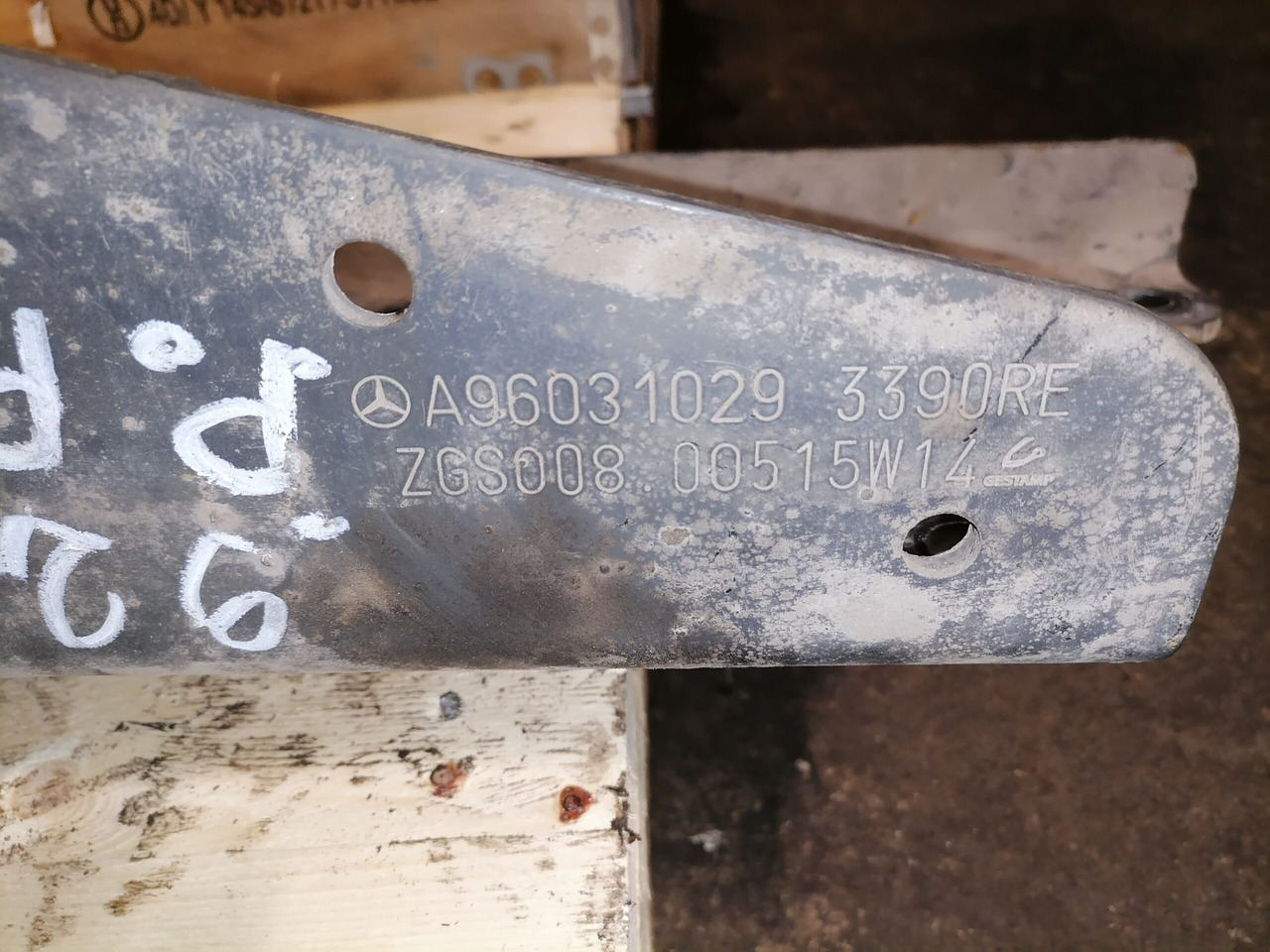 Mercedes-Benz Raami kronstein A9603102933 - מסגרת/ שלדה עבור משאית: תמונה 3 Mercedes-Benz Raami kronstein A9603102933 - מסגרת/ שלדה עבור משאית: תמונה 3