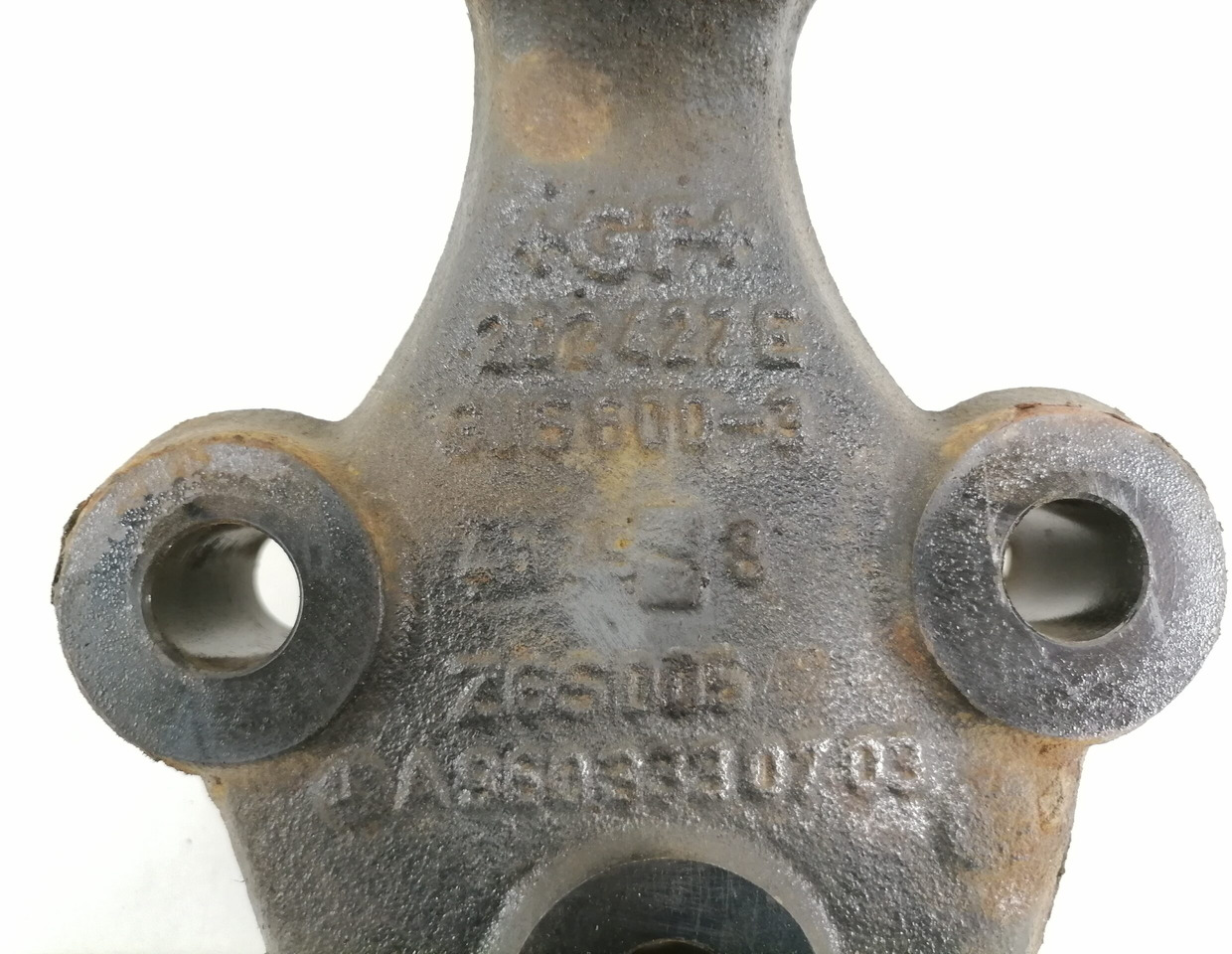 Mercedes-Benz Raami kronstein A9603330703 - מסגרת/ שלדה עבור משאית: תמונה 2 Mercedes-Benz Raami kronstein A9603330703 - מסגרת/ שלדה עבור משאית: תמונה 2