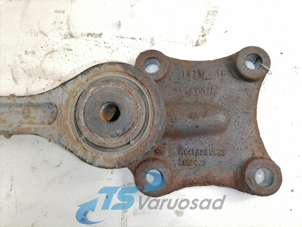 Mercedes-Benz Stabilisaatorvarda liigend A9413230163 - סרגל נגד גלגול עבור משאית: תמונה 2 Mercedes-Benz Stabilisaatorvarda liigend A9413230163 - סרגל נגד גלגול עבור משאית: תמונה 2