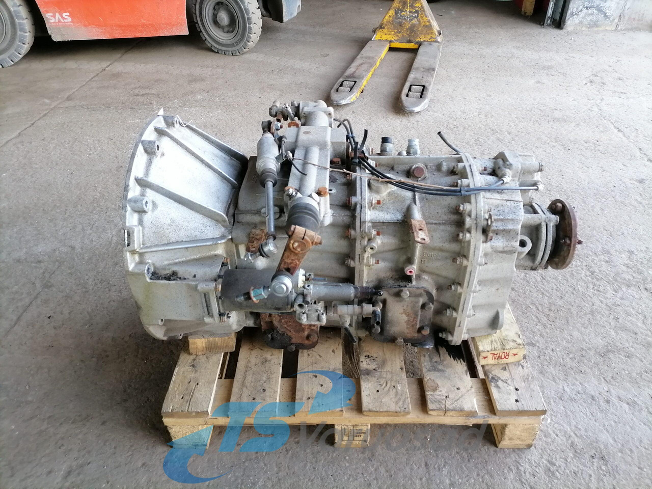 Renault Käigukast Y06365 - תיבת הילוכים וחלקים עבור משאית: תמונה 2 Renault Käigukast Y06365 - תיבת הילוכים וחלקים עבור משאית: תמונה 2