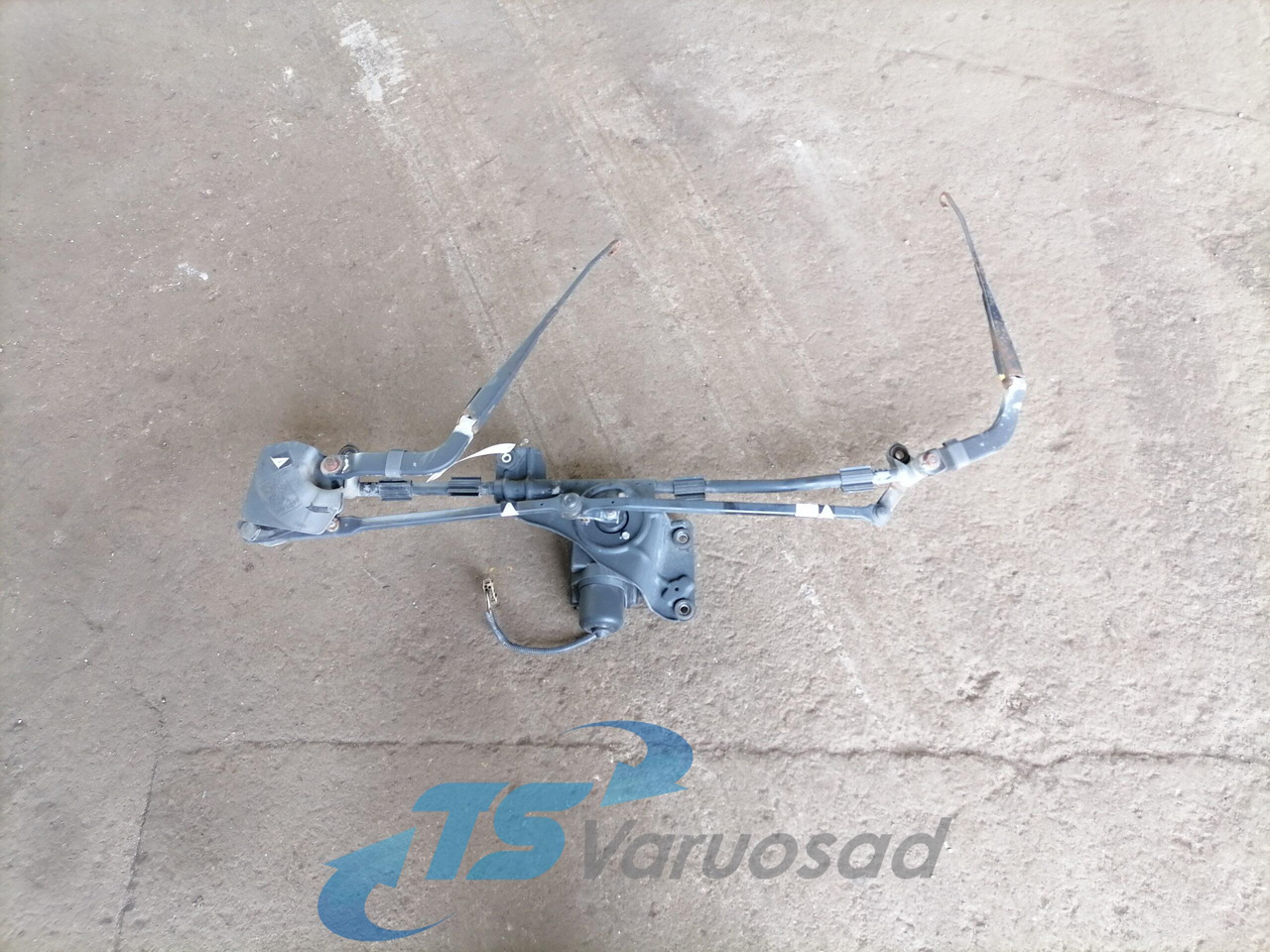 Renault Wiper frame 5010623531 - מגב עבור משאית: תמונה 1 Renault Wiper frame 5010623531 - מגב עבור משאית: תמונה 1