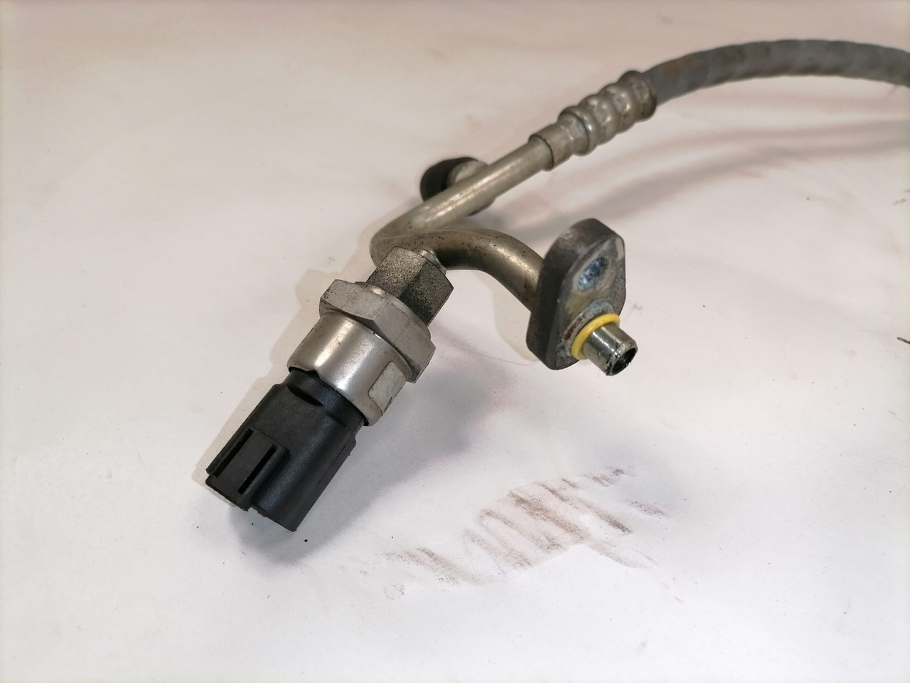 Scania A/C pipe 1854559 - חימום/ אוורור עבור משאית: תמונה 2 Scania A/C pipe 1854559 - חימום/ אוורור עבור משאית: תמונה 2