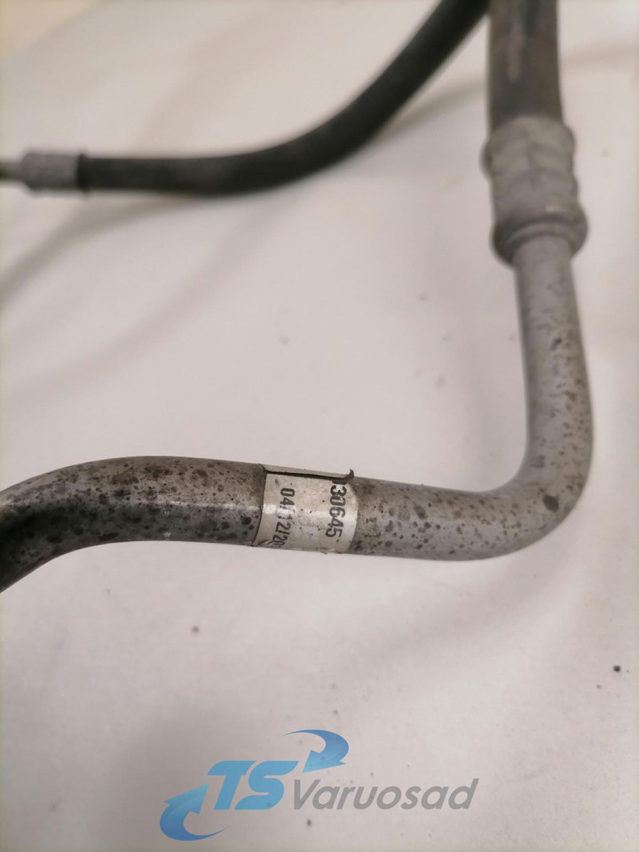 Scania A/C pipe 2030645 - חימום/ אוורור עבור משאית: תמונה 4 Scania A/C pipe 2030645 - חימום/ אוורור עבור משאית: תמונה 4