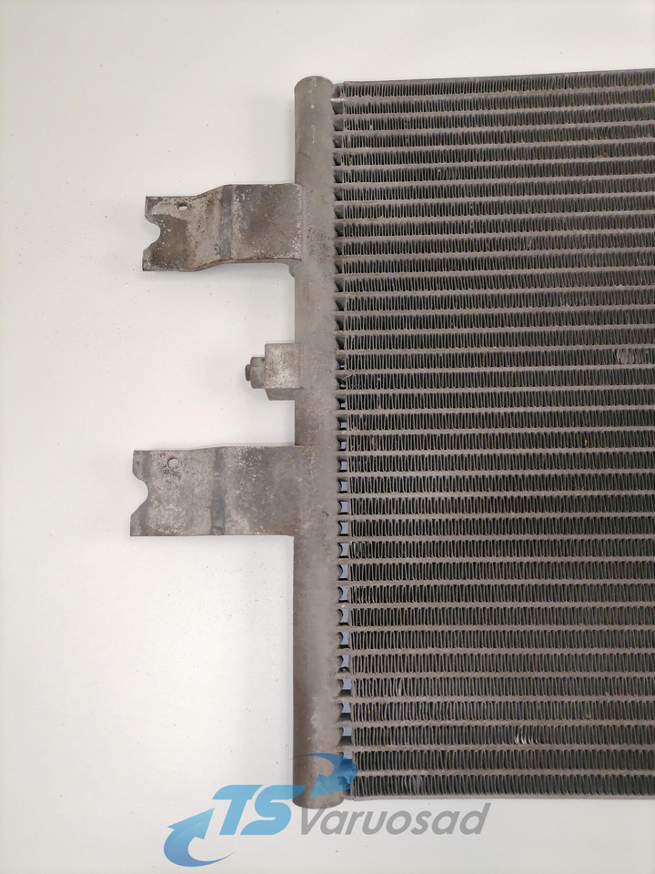 Scania A/C radiator 1921284 - חימום/ אוורור עבור משאית: תמונה 4 Scania A/C radiator 1921284 - חימום/ אוורור עבור משאית: תמונה 4