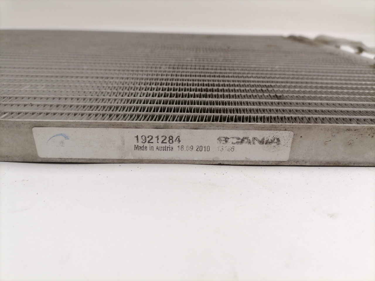 Scania A/C radiator 1921284 - חימום/ אוורור עבור משאית: תמונה 3 Scania A/C radiator 1921284 - חימום/ אוורור עבור משאית: תמונה 3