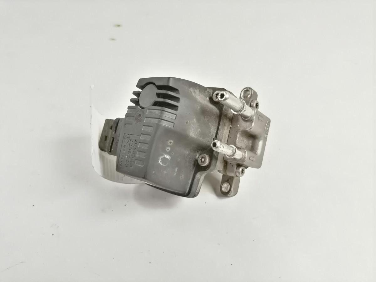 Scania ADBlue dosaator 2238325 - מערכת דלק עבור משאית: תמונה 2 Scania ADBlue dosaator 2238325 - מערכת דלק עבור משאית: תמונה 2