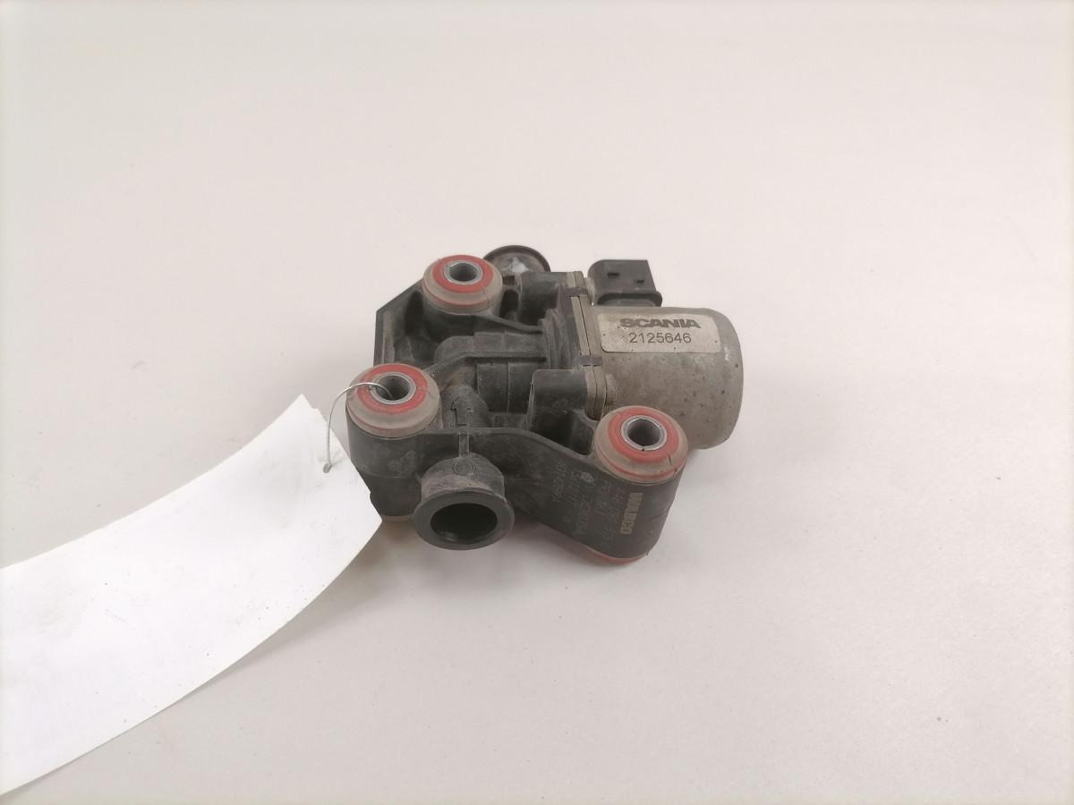 Scania ADBlue klapp 2125646 - מערכת דלק עבור משאית: תמונה 2 Scania ADBlue klapp 2125646 - מערכת דלק עבור משאית: תמונה 2
