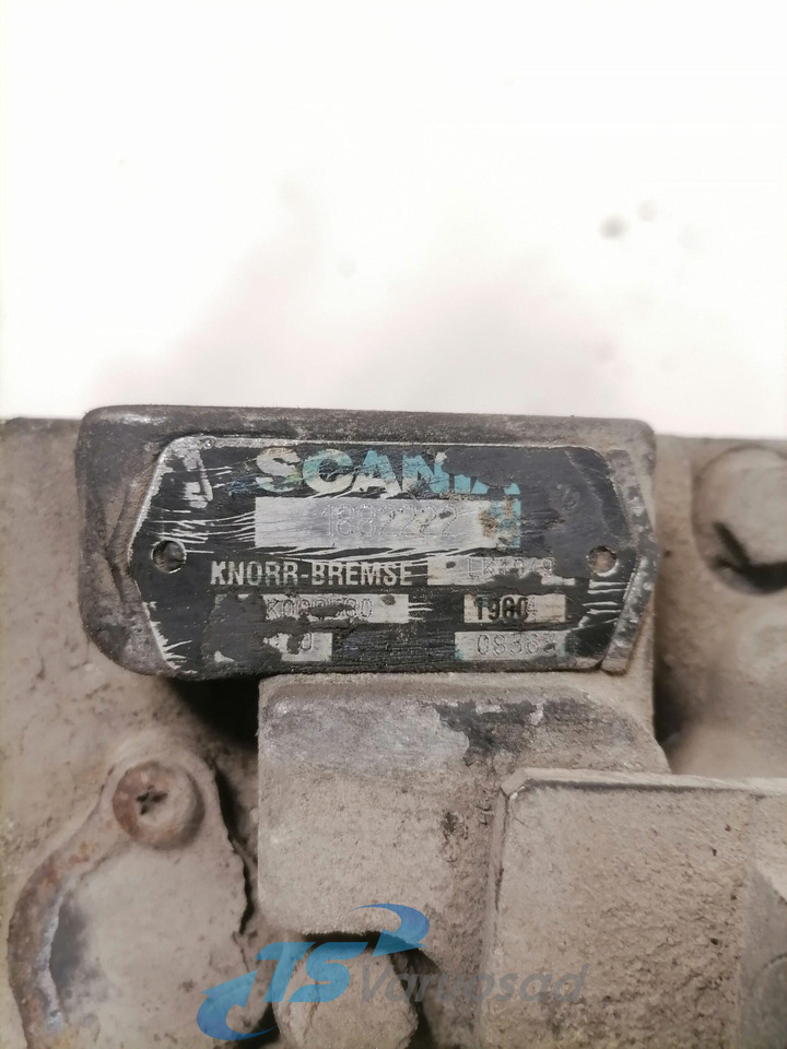 Scania Air compressor 1882222 - מדחס בלם אוויר עבור משאית: תמונה 4 Scania Air compressor 1882222 - מדחס בלם אוויר עבור משאית: תמונה 4