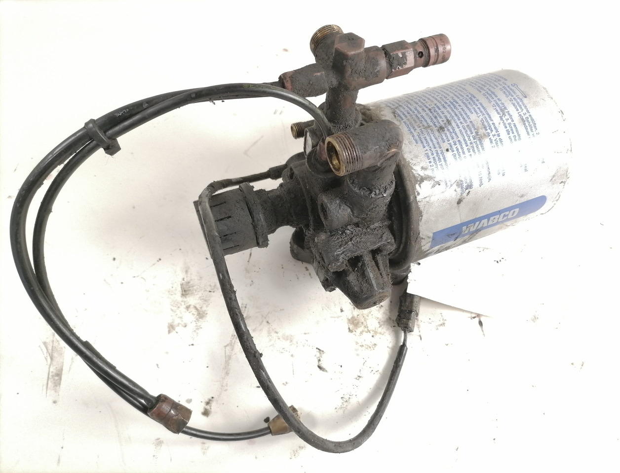 Scania Air dryer 1532140 - שסתום בלמים עבור משאית: תמונה 2 Scania Air dryer 1532140 - שסתום בלמים עבור משאית: תמונה 2