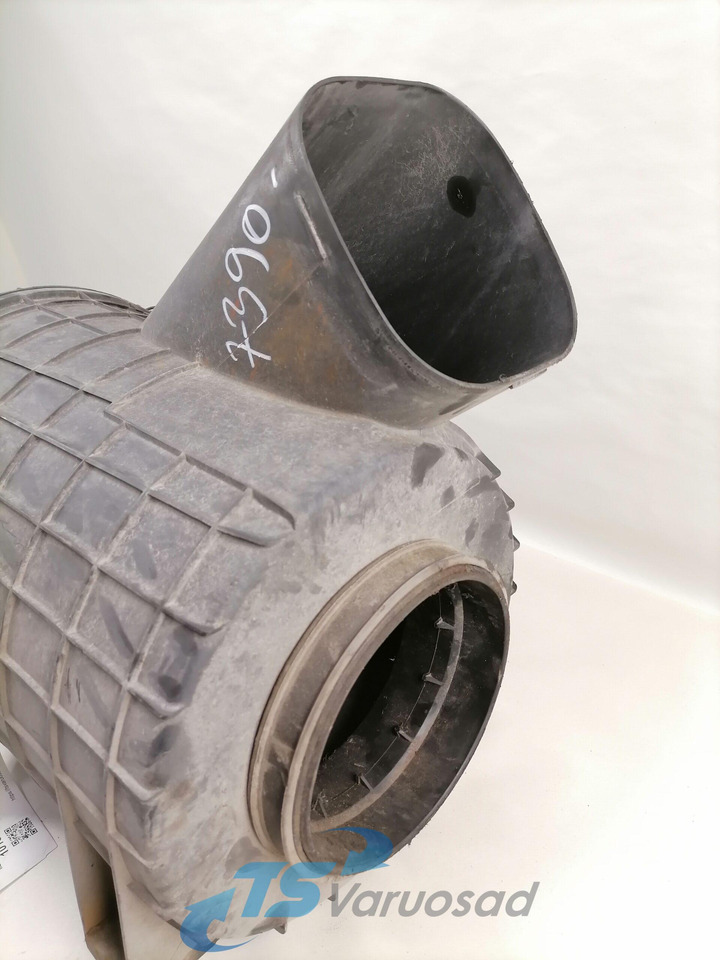 Scania Air filter housing 1335675 - מערכת כניסת אוויר עבור משאית: תמונה 2 Scania Air filter housing 1335675 - מערכת כניסת אוויר עבור משאית: תמונה 2