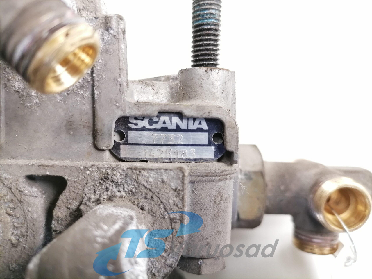 Scania Air pressure control valve 1425183 - שסתום בלמים עבור משאית: תמונה 4 Scania Air pressure control valve 1425183 - שסתום בלמים עבור משאית: תמונה 4