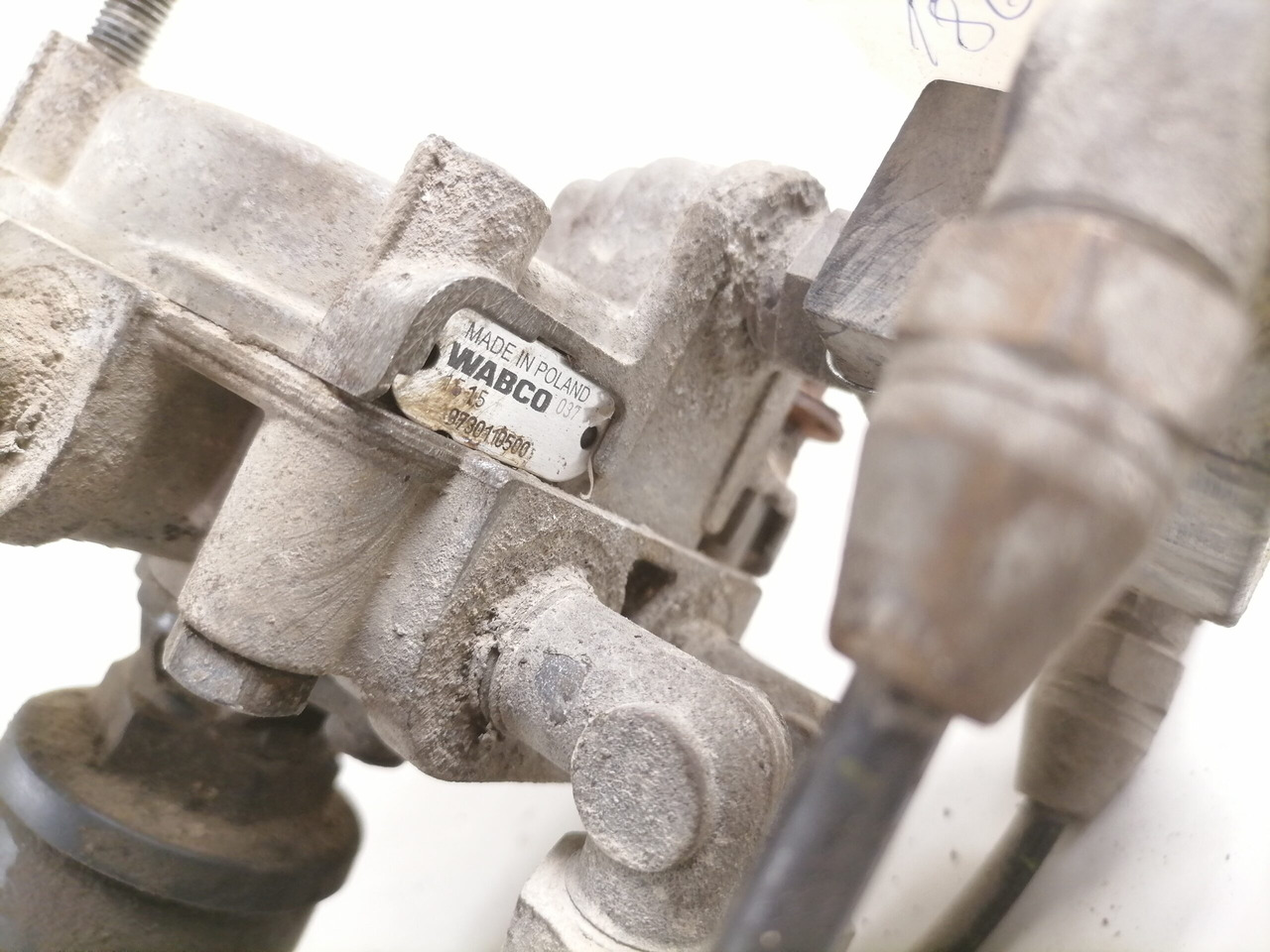 Scania Air pressure control valve 9730110500 - שסתום בלמים עבור משאית: תמונה 2 Scania Air pressure control valve 9730110500 - שסתום בלמים עבור משאית: תמונה 2