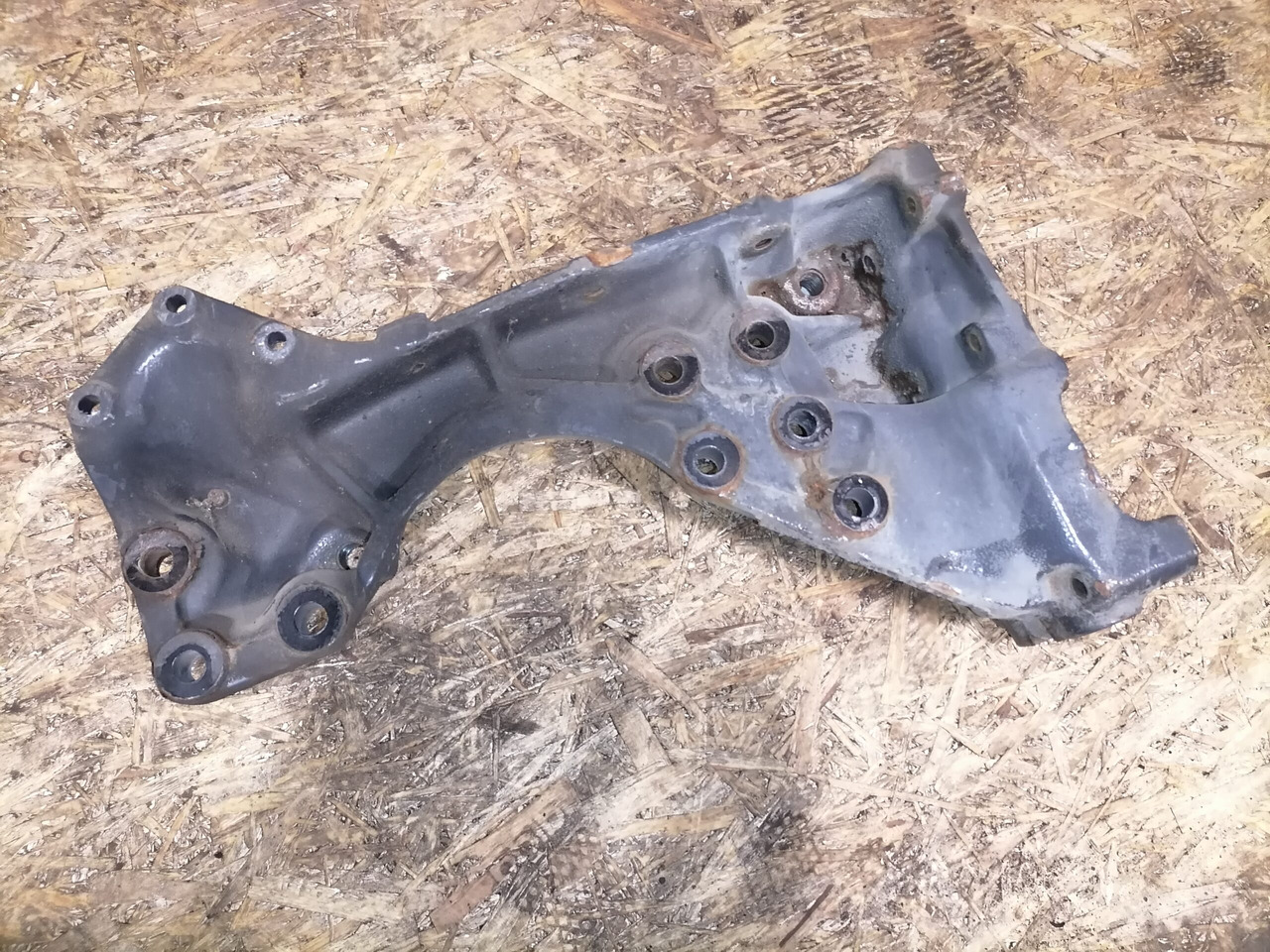 Scania Bracket 1375801 - מסגרת/ שלדה עבור משאית: תמונה 4 Scania Bracket 1375801 - מסגרת/ שלדה עבור משאית: תמונה 4