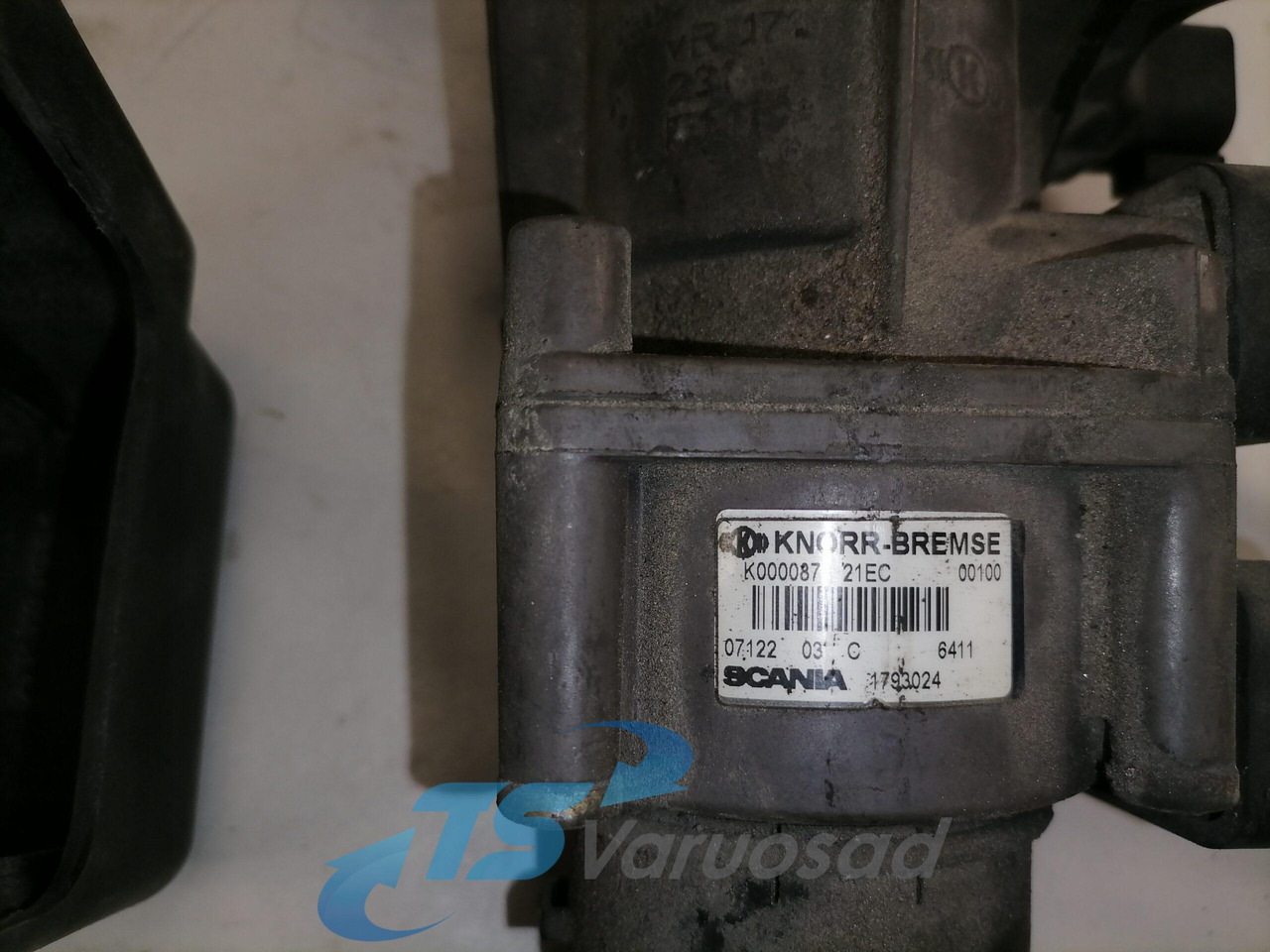 Scania Brake pressure control 1793024 - שסתום בלמים עבור משאית: תמונה 2 Scania Brake pressure control 1793024 - שסתום בלמים עבור משאית: תמונה 2
