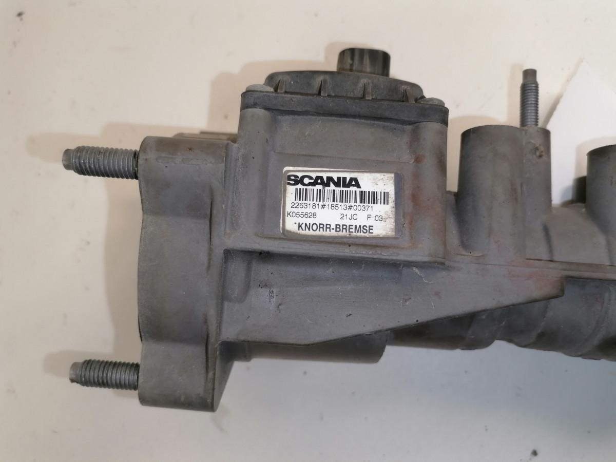 Scania Brake pressure control 2263181 - שסתום בלמים עבור משאית: תמונה 3 Scania Brake pressure control 2263181 - שסתום בלמים עבור משאית: תמונה 3