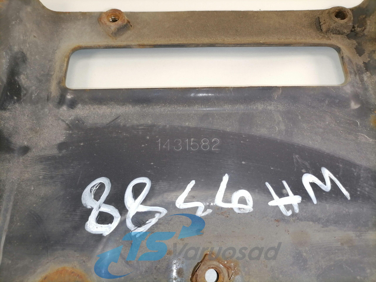 Scania Bumper bracket 1431582 - פגוש עבור משאית: תמונה 3 Scania Bumper bracket 1431582 - פגוש עבור משאית: תמונה 3