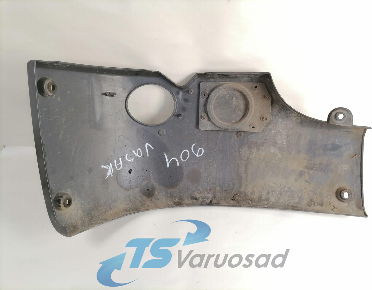 Scania Bumper cover 1439788 - פגוש פינתי עבור משאית: תמונה 2 Scania Bumper cover 1439788 - פגוש פינתי עבור משאית: תמונה 2