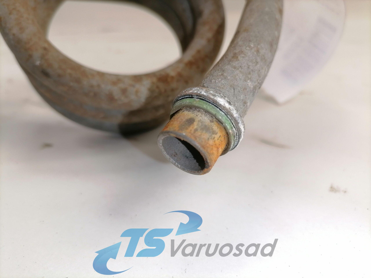 Scania Compressor air pipe 1933077 - מדחס בלם אוויר עבור משאית: תמונה 3 Scania Compressor air pipe 1933077 - מדחס בלם אוויר עבור משאית: תמונה 3