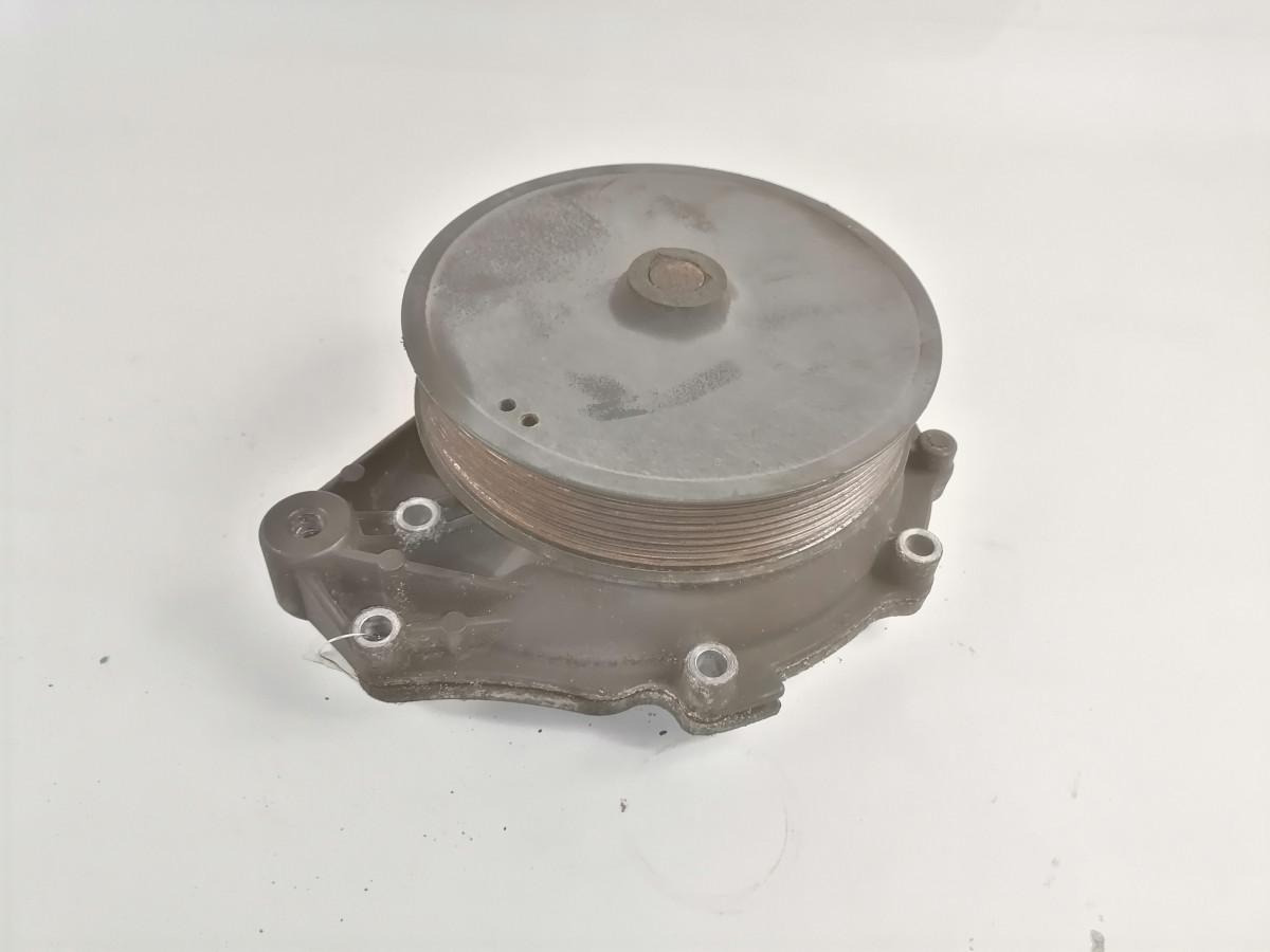 Scania Cooling pump 2310615 - משאבת נוזל קירור עבור משאית: תמונה 2 Scania Cooling pump 2310615 - משאבת נוזל קירור עבור משאית: תמונה 2