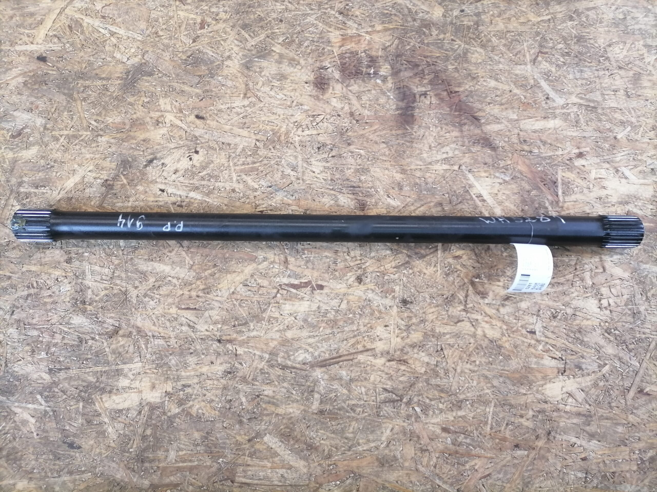 Scania Drive shaft 1368178 - גל הנעה עבור משאית: תמונה 2 Scania Drive shaft 1368178 - גל הנעה עבור משאית: תמונה 2