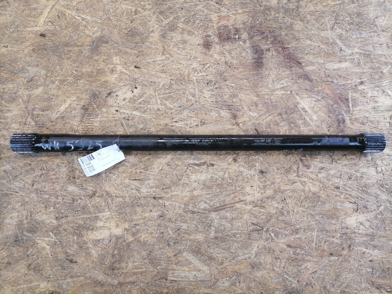 Scania Drive shaft 1368178 - גל הנעה עבור משאית: תמונה 2 Scania Drive shaft 1368178 - גל הנעה עבור משאית: תמונה 2