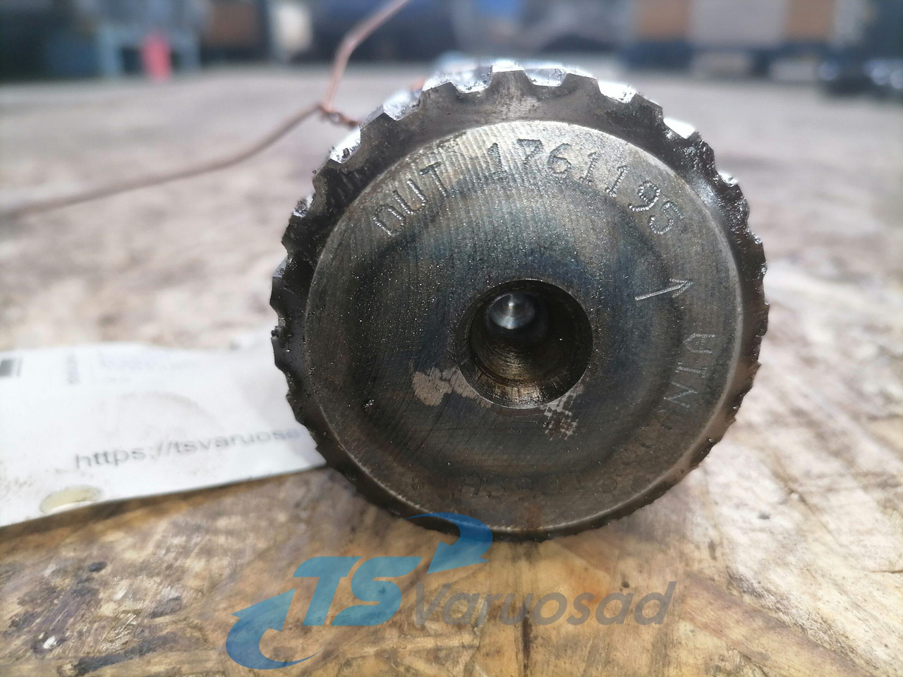Scania Drive shaft 1761195 - גל הנעה עבור משאית: תמונה 4 Scania Drive shaft 1761195 - גל הנעה עבור משאית: תמונה 4