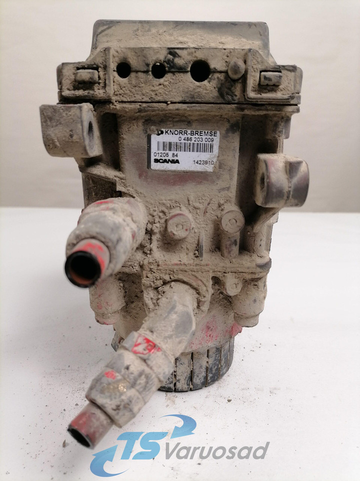 Scania EBS brake valve 1423910 - שסתום בלמים עבור משאית: תמונה 3 Scania EBS brake valve 1423910 - שסתום בלמים עבור משאית: תמונה 3