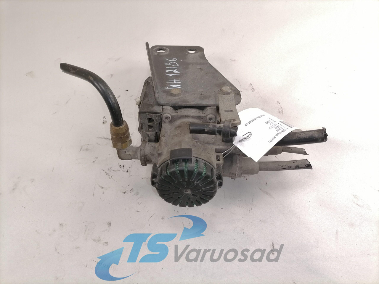 Scania EBS brake valve 1879275 - שסתום בלמים עבור משאית: תמונה 2 Scania EBS brake valve 1879275 - שסתום בלמים עבור משאית: תמונה 2