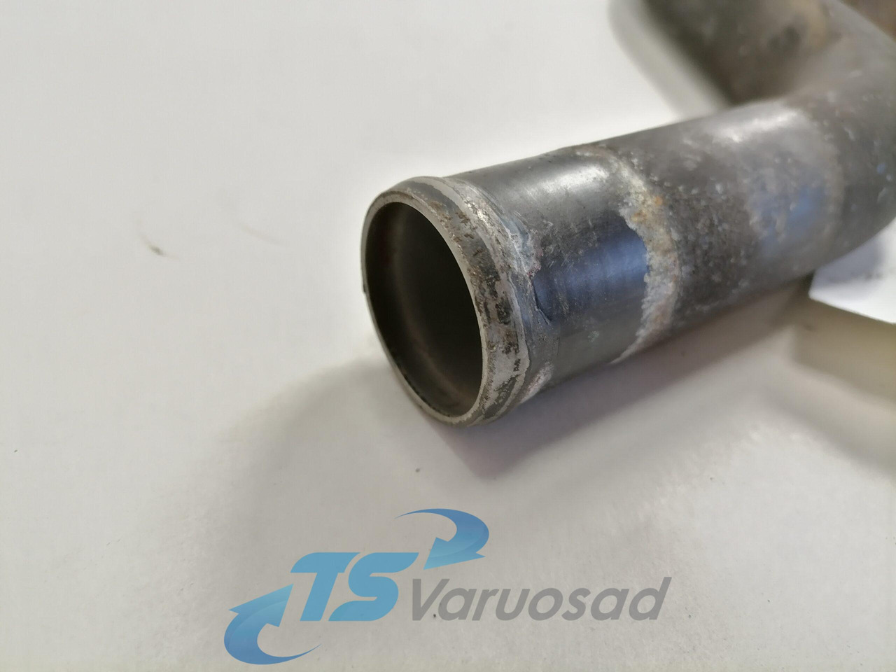 Scania EGR cooler pipe 1789710 - מקרר EGR עבור משאית: תמונה 2 Scania EGR cooler pipe 1789710 - מקרר EGR עבור משאית: תמונה 2
