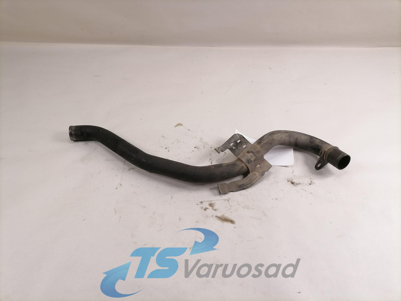 Scania EGR cooler pipe 1918955 - מקרר EGR עבור משאית: תמונה 1 Scania EGR cooler pipe 1918955 - מקרר EGR עבור משאית: תמונה 1