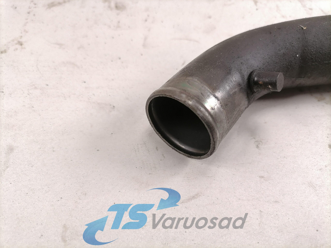Scania EGR cooler pipe 1918955 - מקרר EGR עבור משאית: תמונה 2 Scania EGR cooler pipe 1918955 - מקרר EGR עבור משאית: תמונה 2