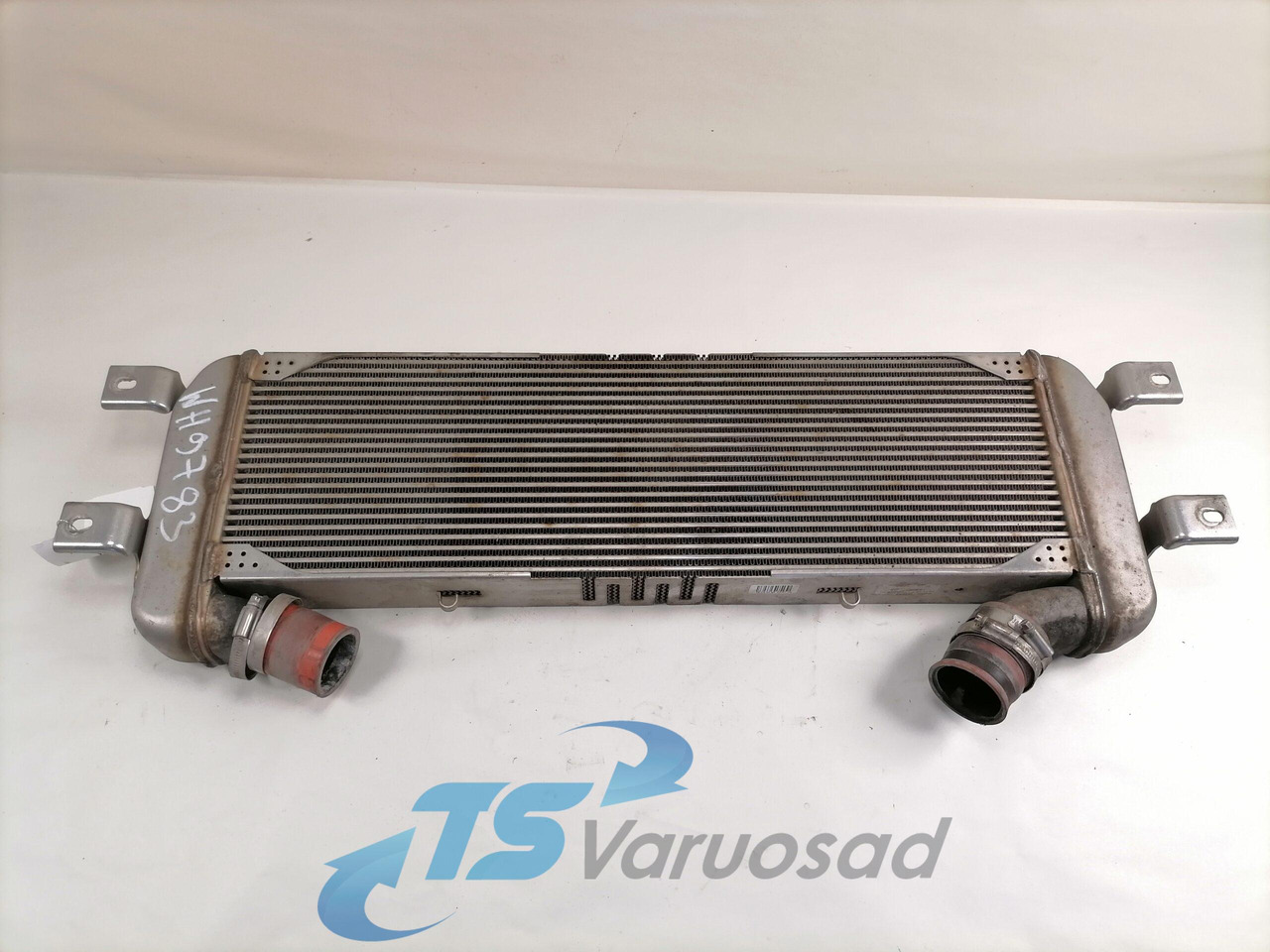 Scania EGR radiator 1785348 - מקרר EGR עבור משאית: תמונה 3 Scania EGR radiator 1785348 - מקרר EGR עבור משאית: תמונה 3