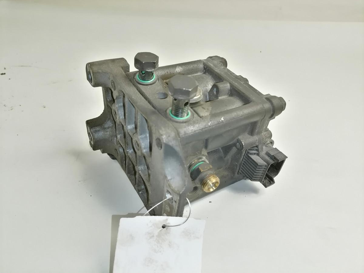 Scania EGR valve 2021085 - מערכת פליטה עבור משאית: תמונה 4 Scania EGR valve 2021085 - מערכת פליטה עבור משאית: תמונה 4