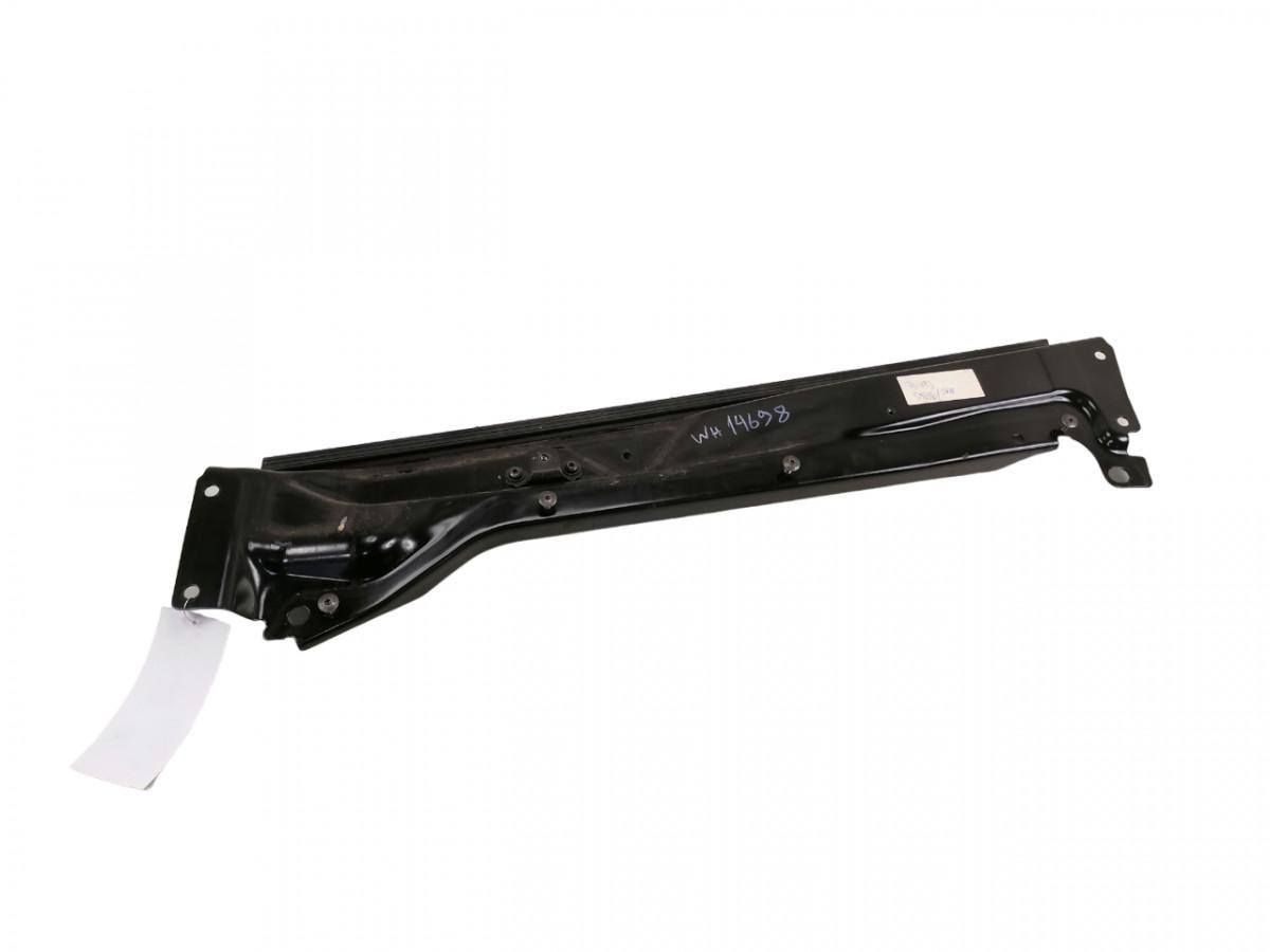 Scania Frame 2045008 - דלת וחלקים עבור משאית: תמונה 1 Scania Frame 2045008 - דלת וחלקים עבור משאית: תמונה 1