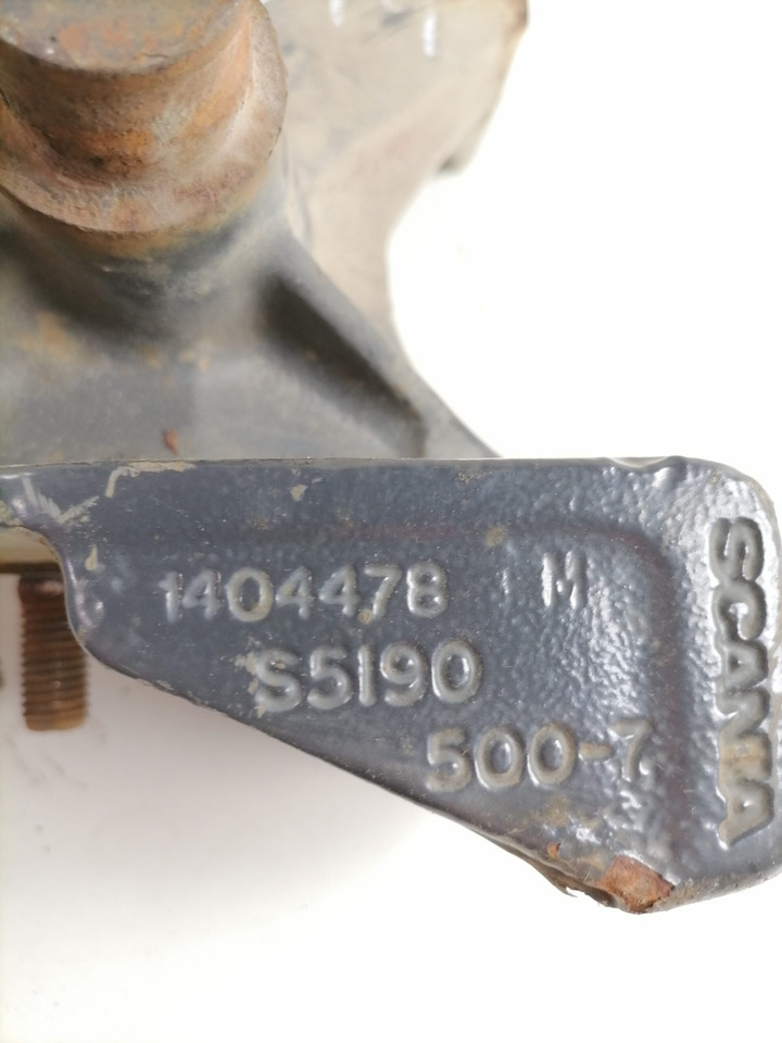 Scania Front bumper carrier 1404478 - פגוש עבור משאית: תמונה 2 Scania Front bumper carrier 1404478 - פגוש עבור משאית: תמונה 2