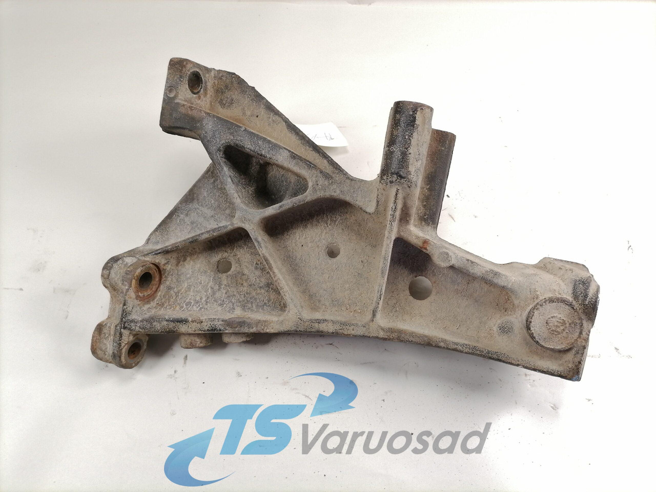 Scania Front bumper carrier 1431599 - מסגרת/ שלדה עבור משאית: תמונה 4 Scania Front bumper carrier 1431599 - מסגרת/ שלדה עבור משאית: תמונה 4