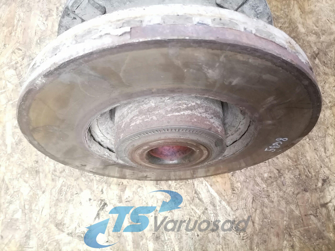 Scania Front hub 1724406 - רכזת גלגלים עבור משאית: תמונה 3 Scania Front hub 1724406 - רכזת גלגלים עבור משאית: תמונה 3
