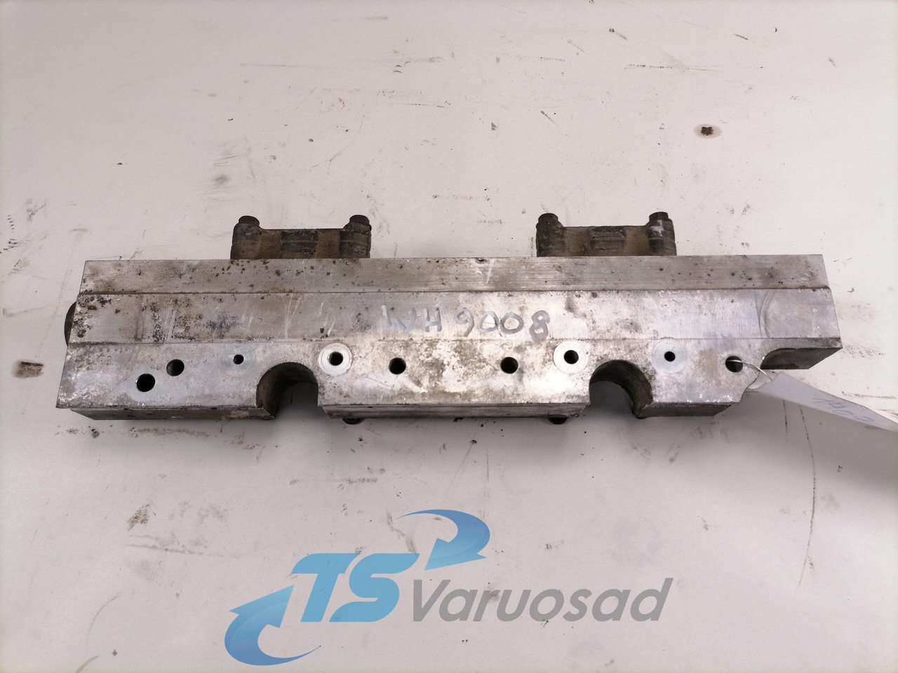 Scania Fuel valve 1776165 - מערכת דלק עבור משאית: תמונה 2 Scania Fuel valve 1776165 - מערכת דלק עבור משאית: תמונה 2