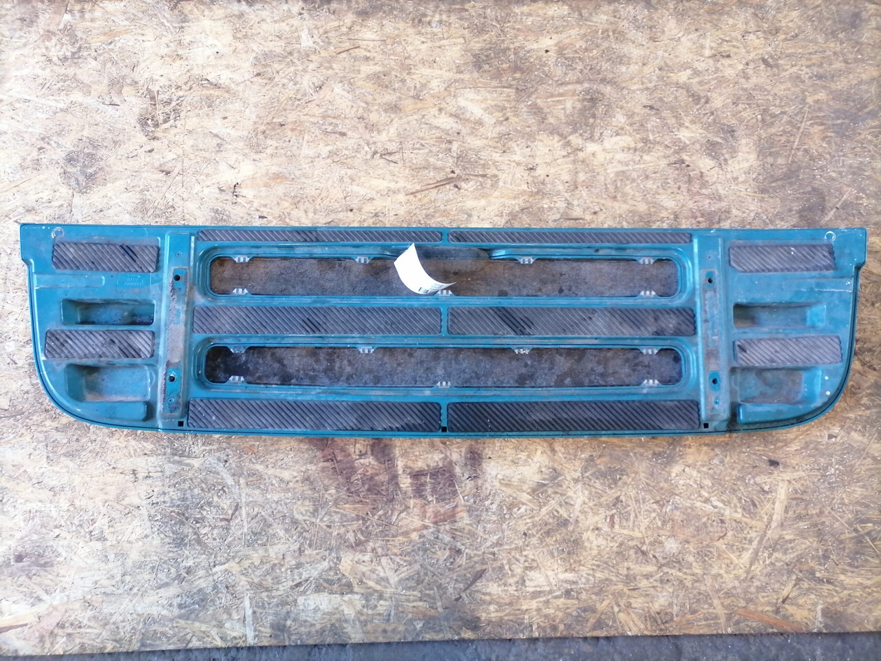 Scania Grille panel 1536807 - גריל עבור משאית: תמונה 3 Scania Grille panel 1536807 - גריל עבור משאית: תמונה 3