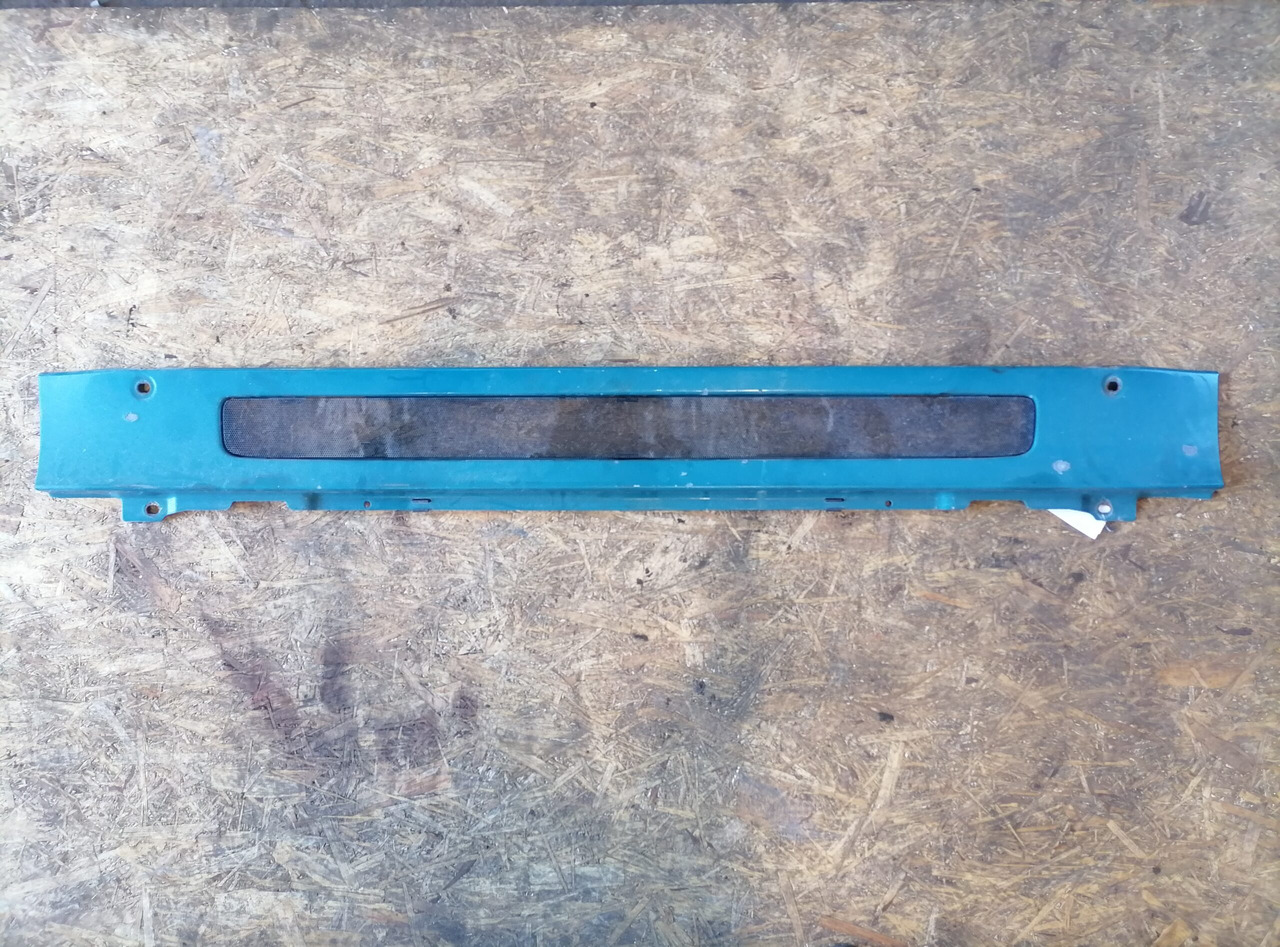 Scania Grille panel 1741376 - גריל עבור משאית: תמונה 2 Scania Grille panel 1741376 - גריל עבור משאית: תמונה 2