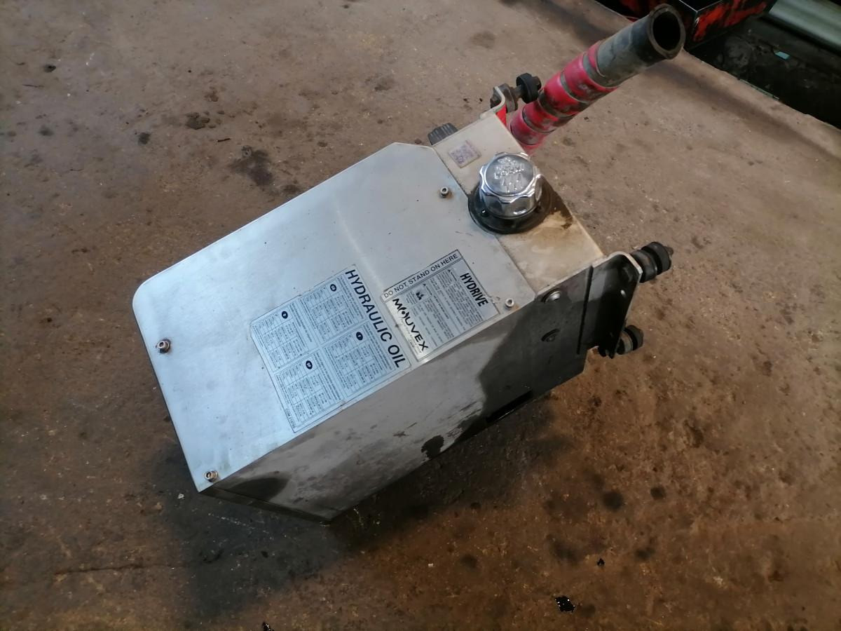 Scania Hydrulic oil cooler - מכל הידרולי עבור משאית: תמונה 4 Scania Hydrulic oil cooler - מכל הידרולי עבור משאית: תמונה 4