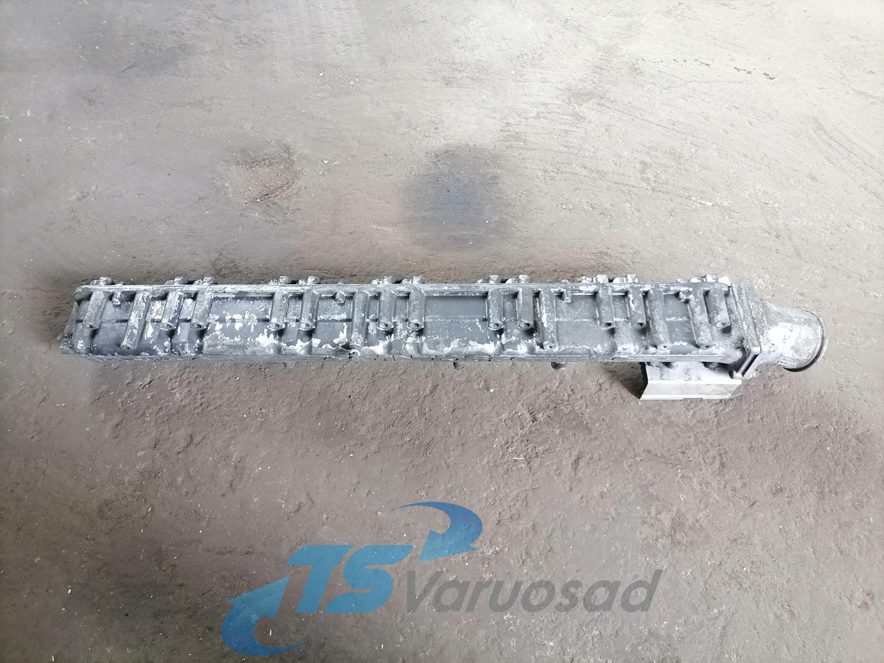 Scania Intake mainfold 1390209 - יריעת כניסה עבור משאית: תמונה 3 Scania Intake mainfold 1390209 - יריעת כניסה עבור משאית: תמונה 3