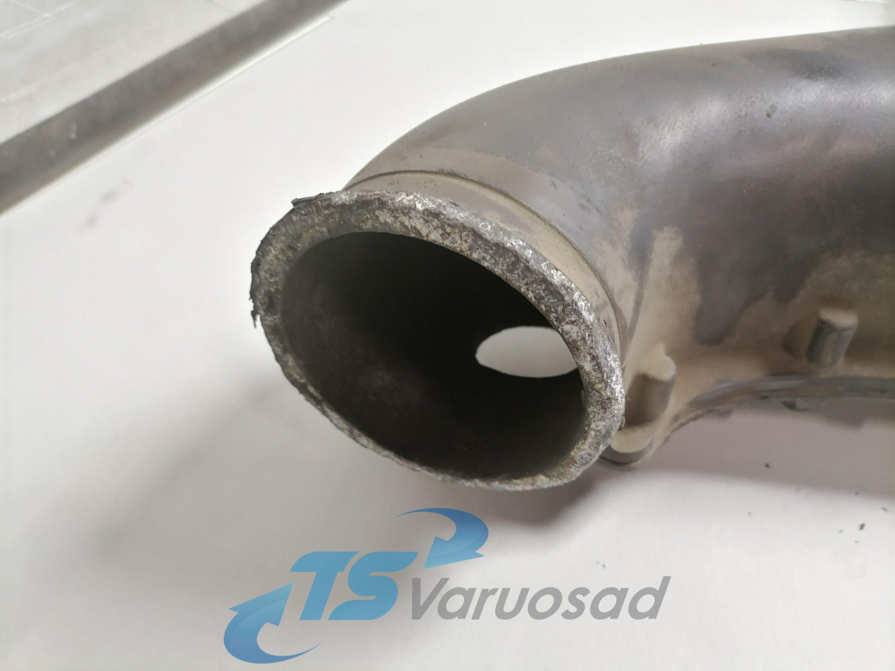 Scania Intake mainfold 1493717 - יריעת כניסה עבור משאית: תמונה 5 Scania Intake mainfold 1493717 - יריעת כניסה עבור משאית: תמונה 5