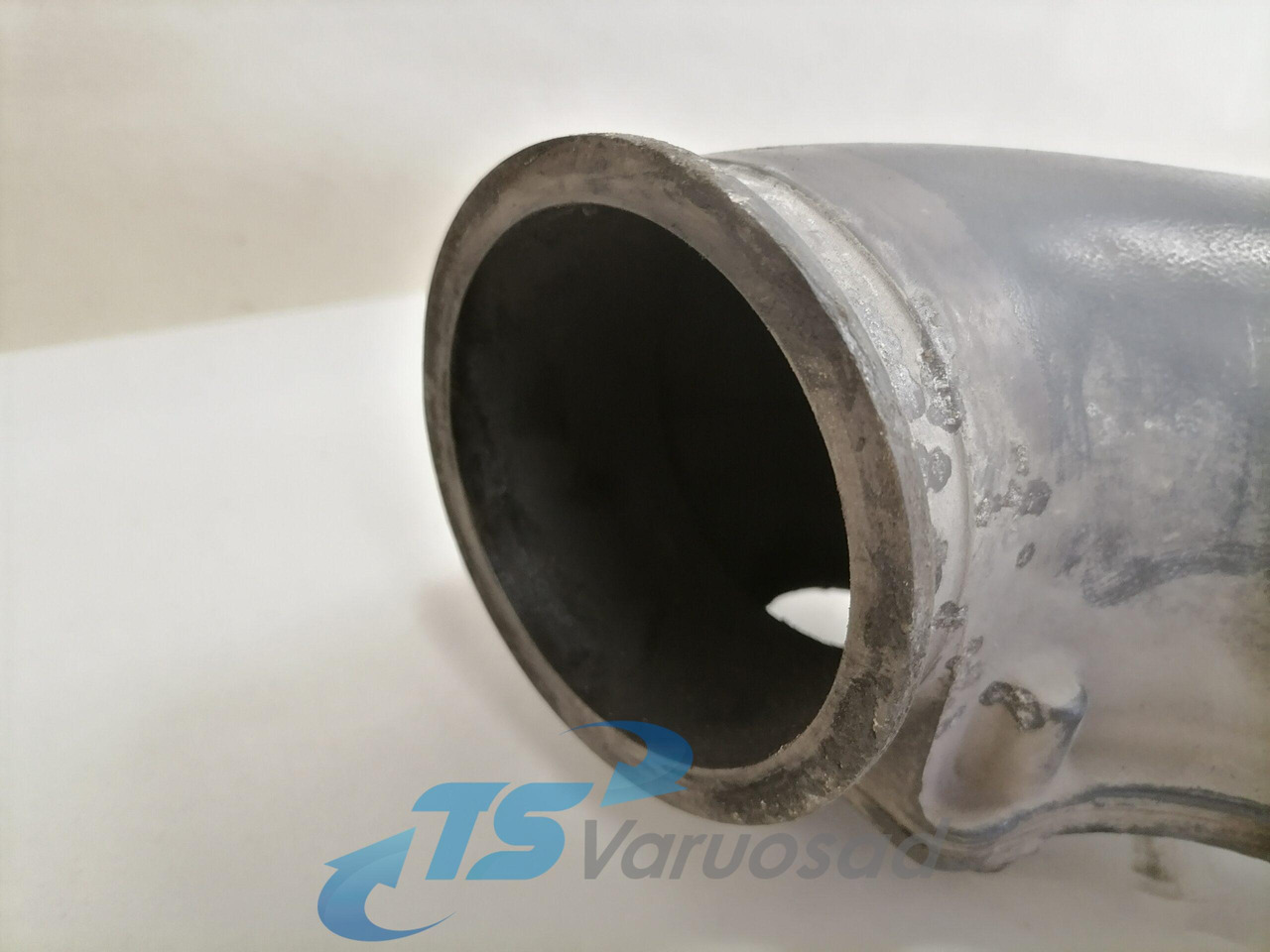 Scania Intake mainfold 1493717 - יריעת כניסה עבור משאית: תמונה 2 Scania Intake mainfold 1493717 - יריעת כניסה עבור משאית: תמונה 2