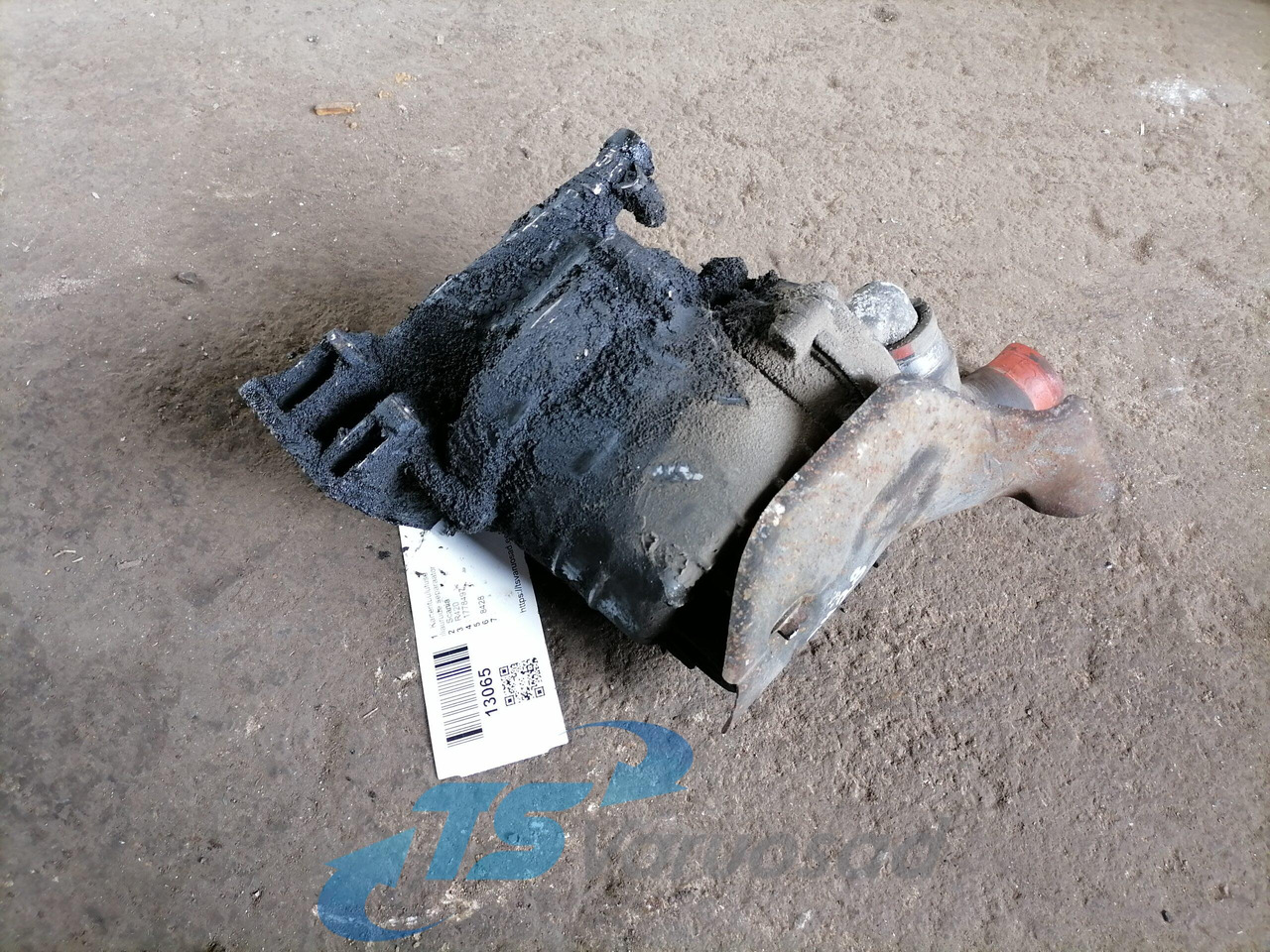 Scania Karterituulutuse õliaurude separaator 1778497 - בית ארכובה עבור משאית: תמונה 4 Scania Karterituulutuse õliaurude separaator 1778497 - בית ארכובה עבור משאית: תמונה 4